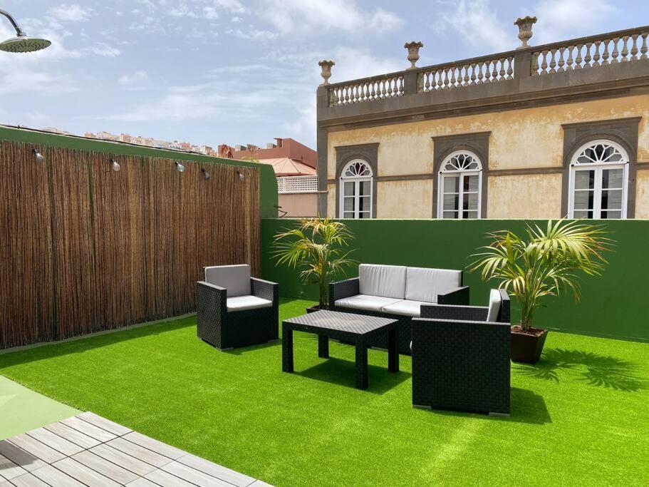 Traditional Townhouse With Private Rooftop Terrace لاس بالماس دي غران كاناريا المظهر الخارجي الصورة